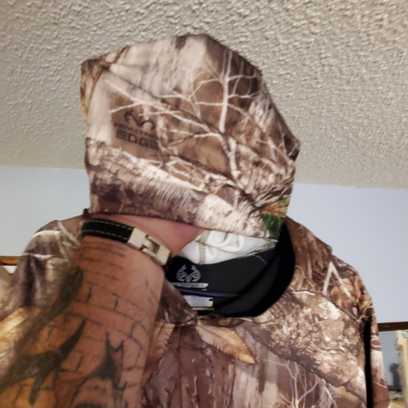 Sweater - Picture 2 of 3